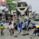 Respon Keluhan Masyarakat, Dinas PUPR Pekanbaru Beton Jalan Darma Bakti