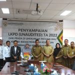 Kepala BPKAD Dampingi Pj Walikota Pekanbaru Sedahkan LKPD Tahun 2022 ke BPK RI