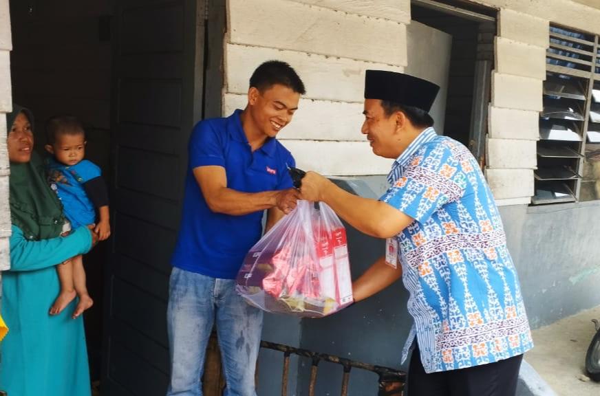 Jalankan Program Pengentasan Stunting, Dispora Pekanbaru Salurkan Bantuan Makanan Bergizi