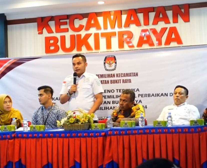 Rapat Pleno Terbuka Rekapitulasi Daftar Pemilih Daftar Perbaikan DPS Dihadiri Camat Bukit Raya