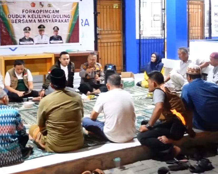 Camat Bukit Raya Terima Keluhan Pengurusan KIS Saat Duling di Kelurahan Tangkerang Selatan