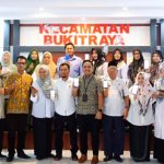 Camat Buka Sosialisasi Program JKN Serta Optimalisasi Validasi PBI JK di Kecamatan Bukit Raya
