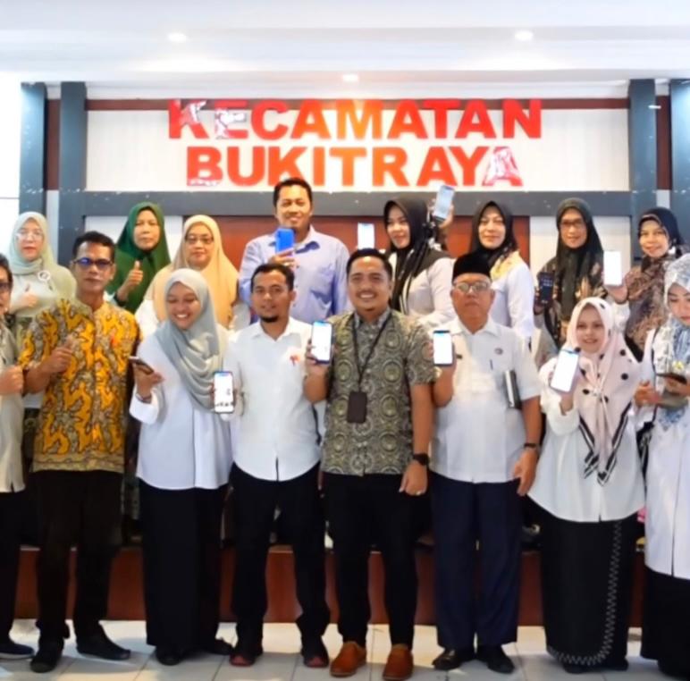 Camat Buka Sosialisasi Program JKN Serta Optimalisasi Validasi PBI JK di Kecamatan Bukit Raya